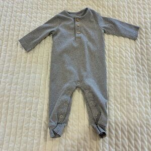 Me & Henry Gray Brown Striped Kids One Piece Romper Sleeper 0-3 Month